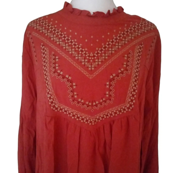 Torrid Women's Washable Crinkle Gauze Relaxed Embroidered Blouse Size 1 1X - Picture 9 of 12